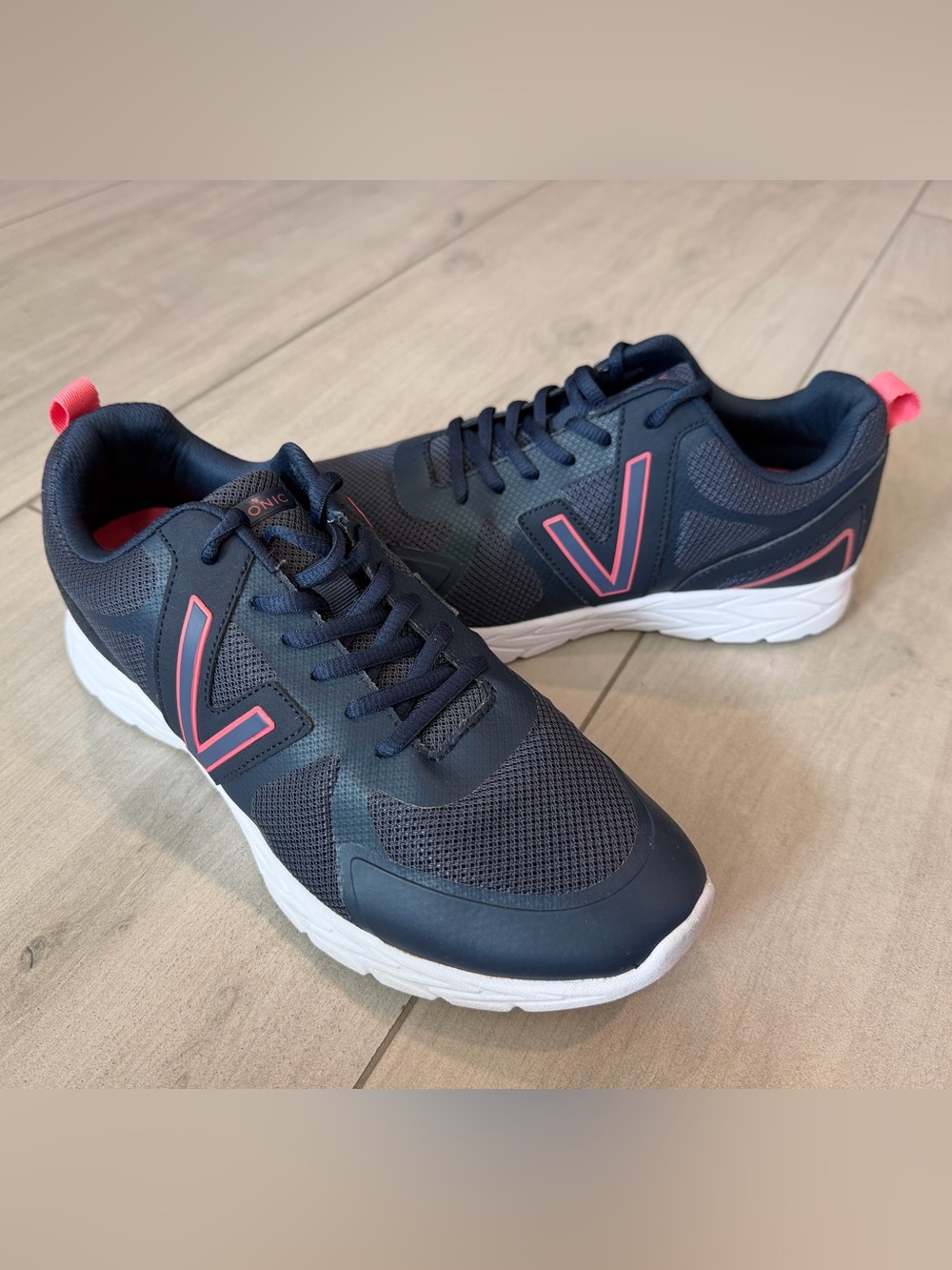 VIONIC Women Sneakers